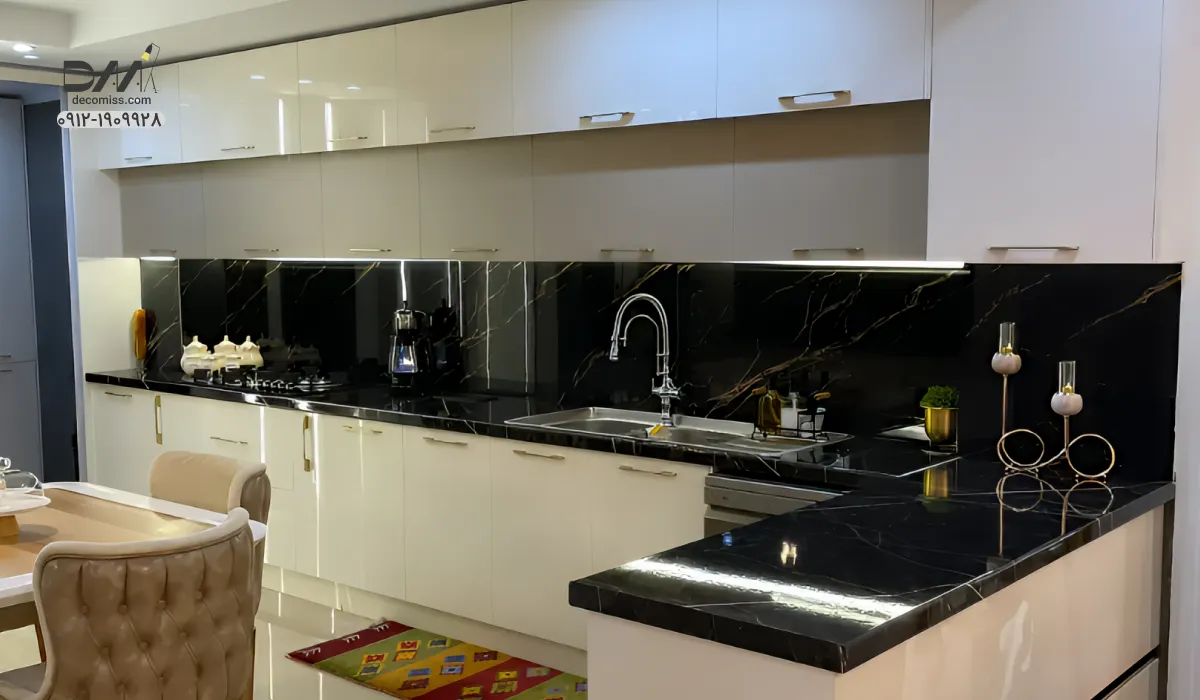 نصب کابینت های گلاس رنگ سفید در شمال تهران
